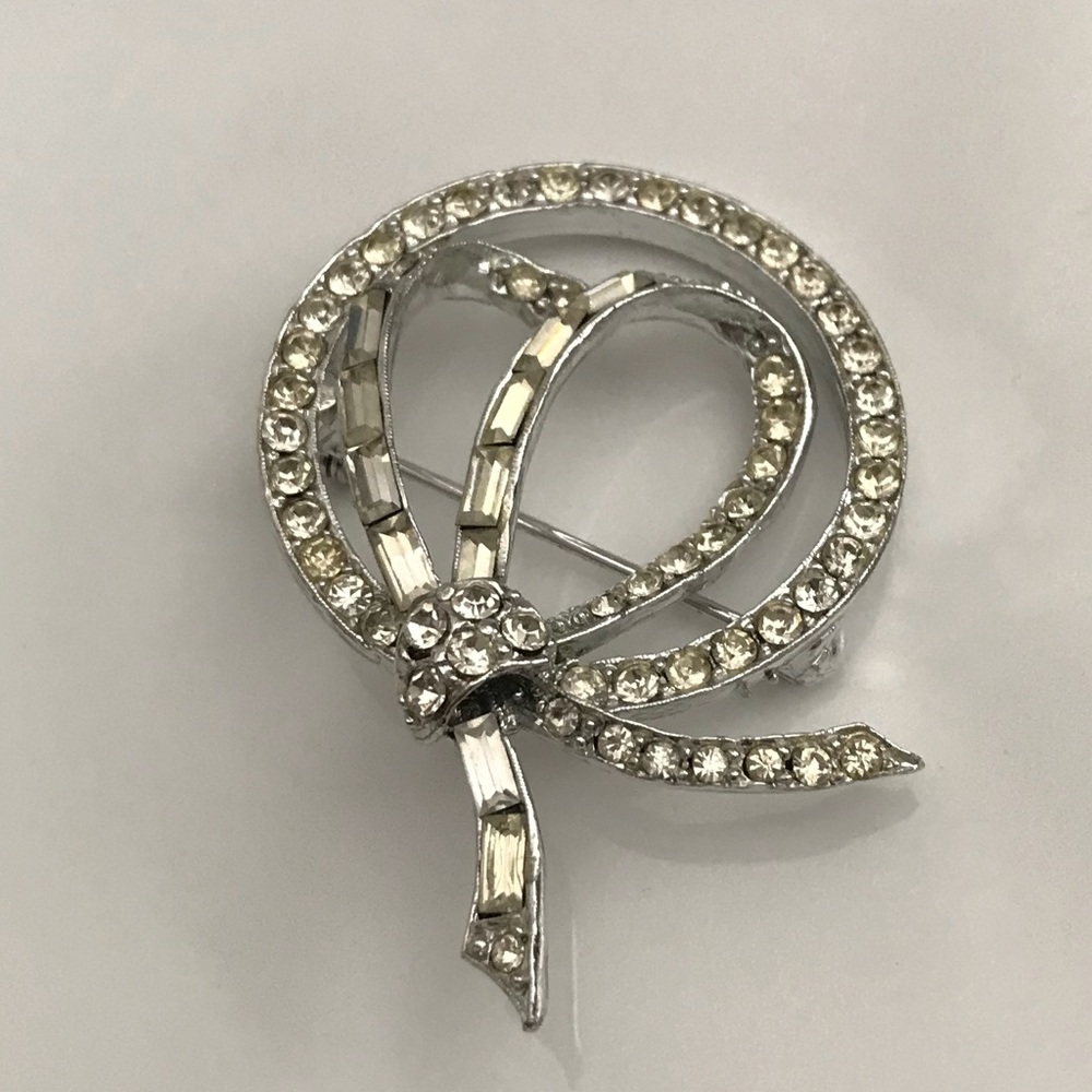 Pell Rhinestone Brooch - Picture 6 of 9